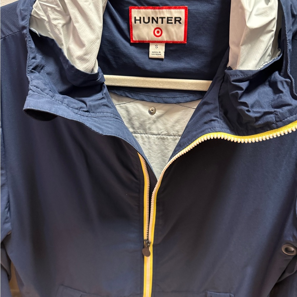 Hunter Dark Blue Jacket With Light Gray Lining - image 6